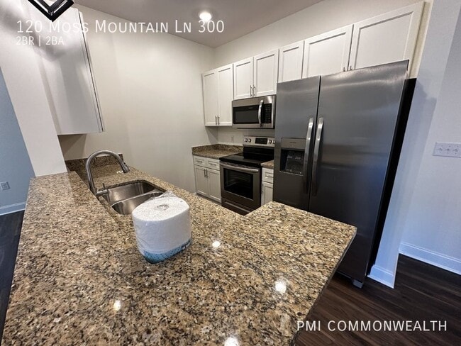 Building Photo - 120 Moss Mountain Ln