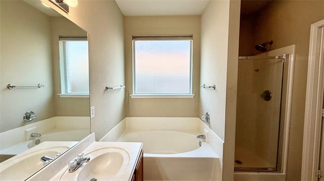 Building Photo - 9904 Blue Bell Dr