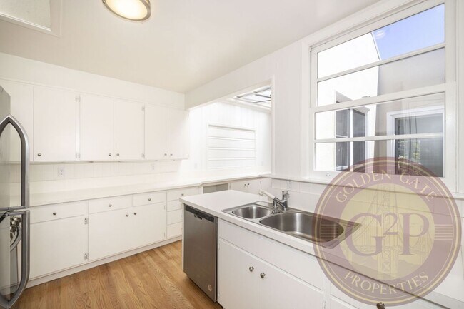 Building Photo - Lone Mountain - 3 BR, 2 BA House 2,185 Sq....