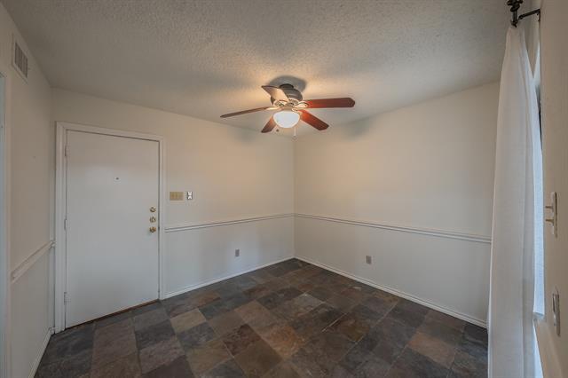 Building Photo - 3704 Hulen Park Dr