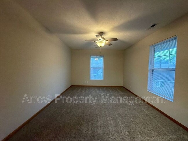 Building Photo - 1660 Swanson Dr