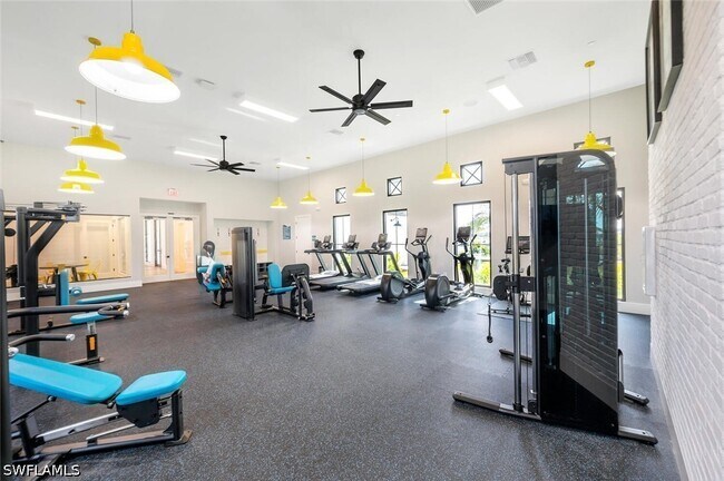 Building Photo - 4003 Pegasus Wy