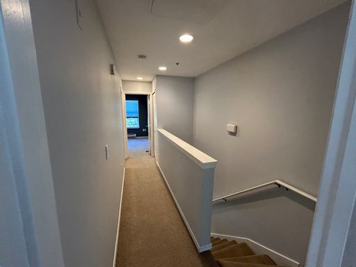 Building Photo - Gorgeous 2 bedroom 2 bath townhome available now!