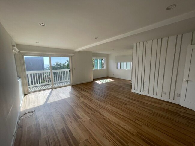 Building Photo - 2216 Highland Ave