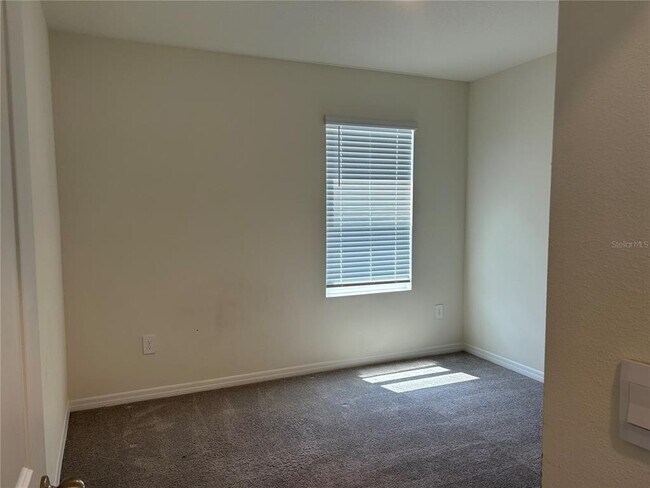 Building Photo - 17218 Reserva Dr