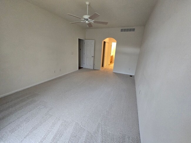 Building Photo - Ranch Townhome in The Broadlands