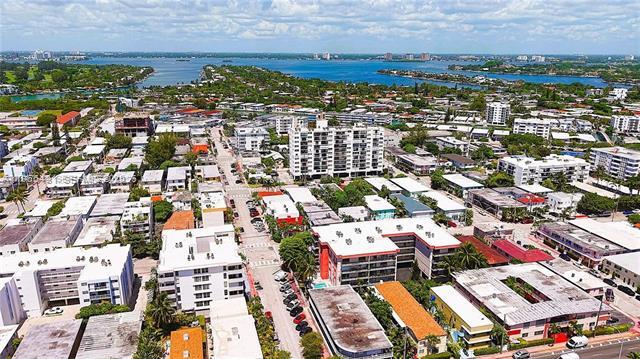 Building Photo - 7744 Collins Ave