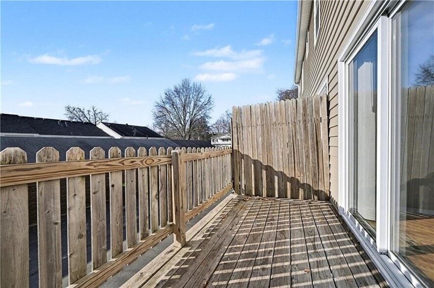 Building Photo - 3615 NE 68th Ter