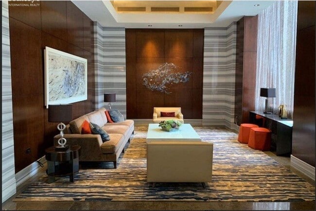 Building Photo - 422 E 72nd St