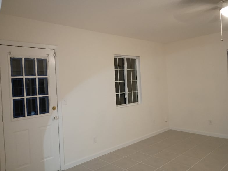 Building Photo - 5605 Layton Dr