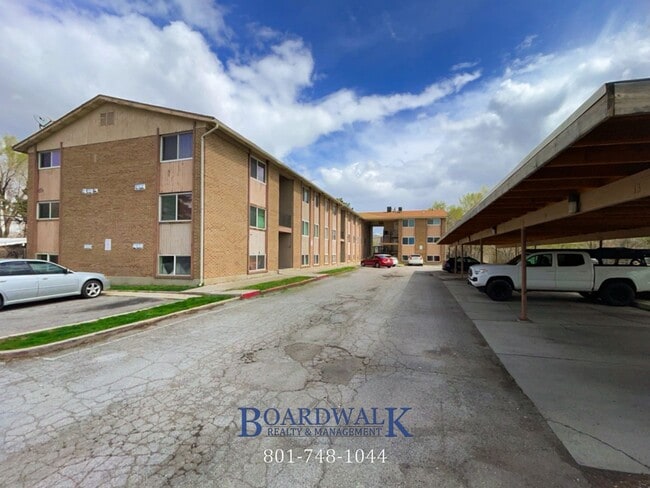 Building Photo - Recently Remodeled 2 bedroom in Salt Lake!