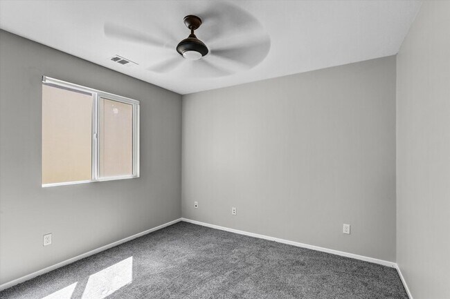 Building Photo - 2215 Antonio Dr