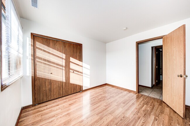Building Photo - 15706 Peggy Ln