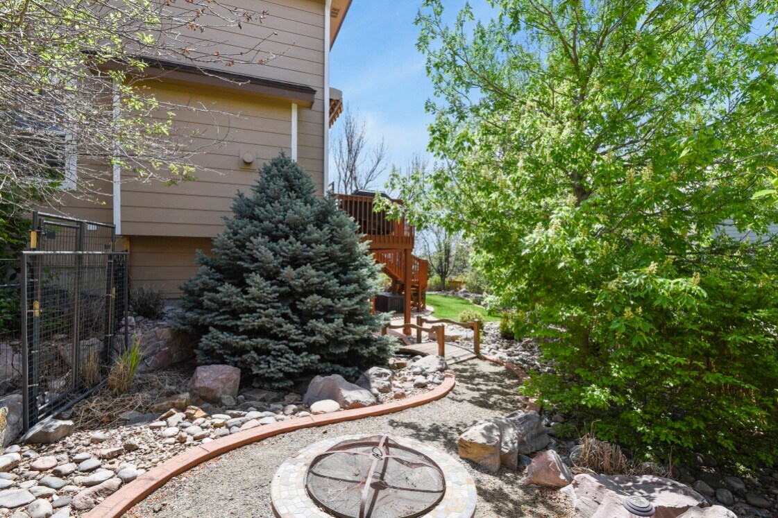 Building Photo - 9536 W Avalon Dr