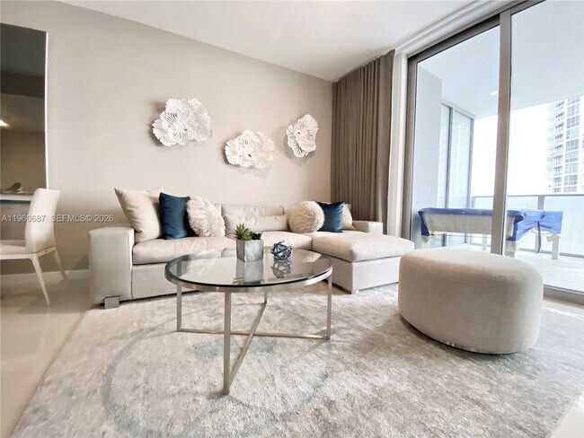 Building Photo - 488 NE 18th St