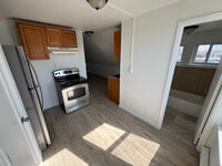 Building Photo - 10 Beatrice St