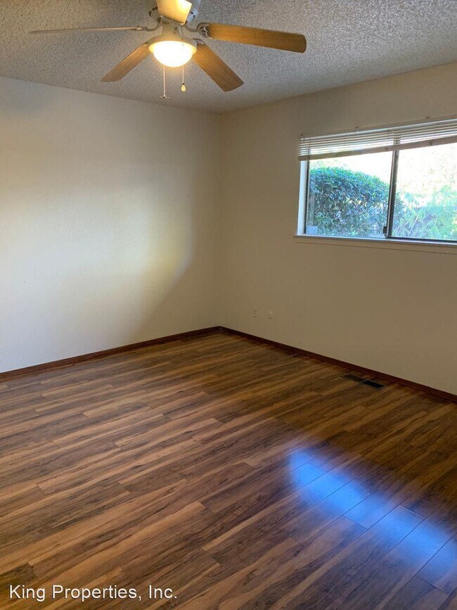 Building Photo - 3 br, 2 bath House - 2003 Amador Avenue