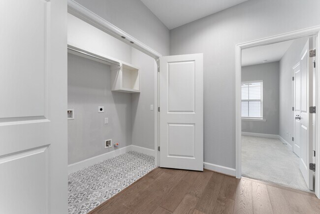 Building Photo - 114 Magnolia Grn St