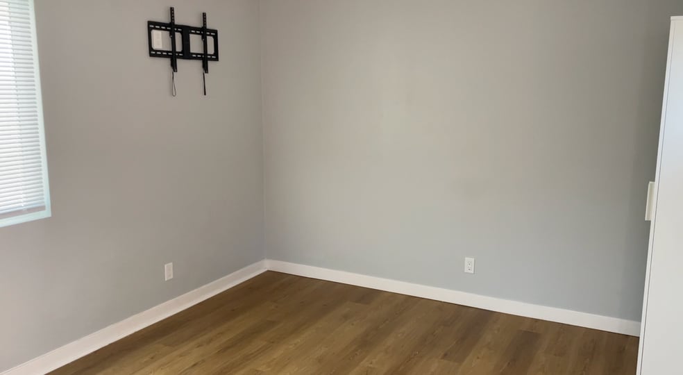 Building Photo - 5688 Marne Ave