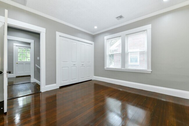 Building Photo - 53 Wolcott Rd