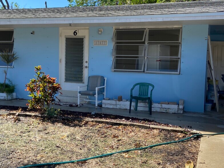 Front porch and carport - 27677 Okeana St