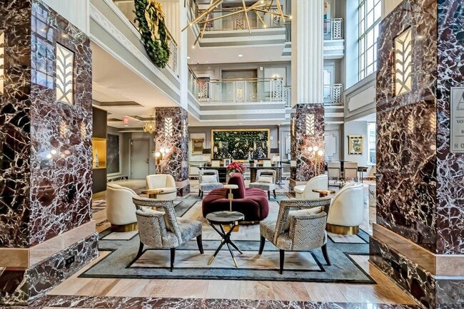 Building Photo - 50 W Broad St