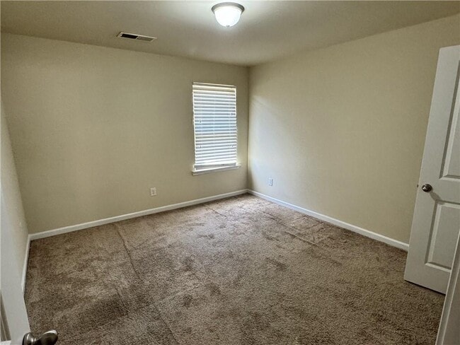 Building Photo - 3405 Castleberry Village Cir
