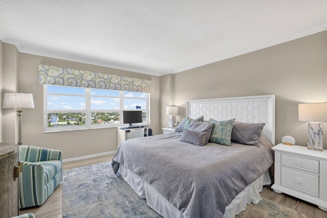 Building Photo - 2500 E Las Olas Blvd