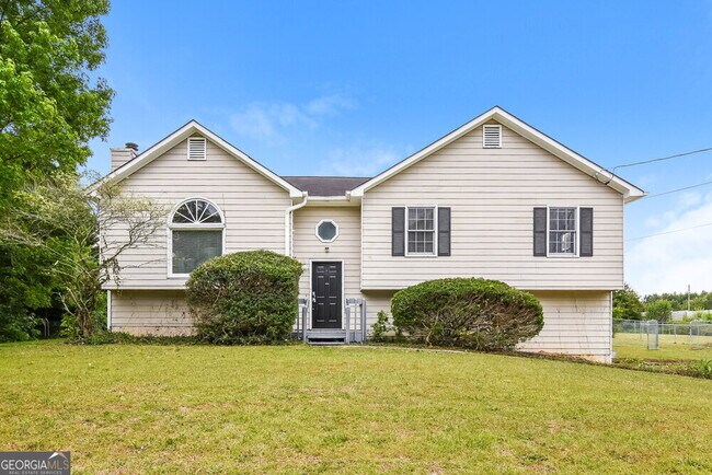Primary Photo - 28 Sweetwater Dr
