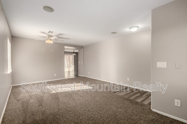 Building Photo - 28406 N Epidote Dr