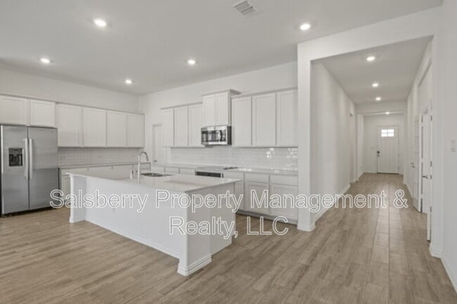 Building Photo - 224 Cherryvale Ln