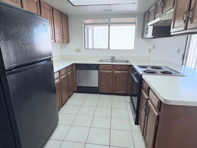 Building Photo - Cozy 3 bed/2 bath home in North East Tucson