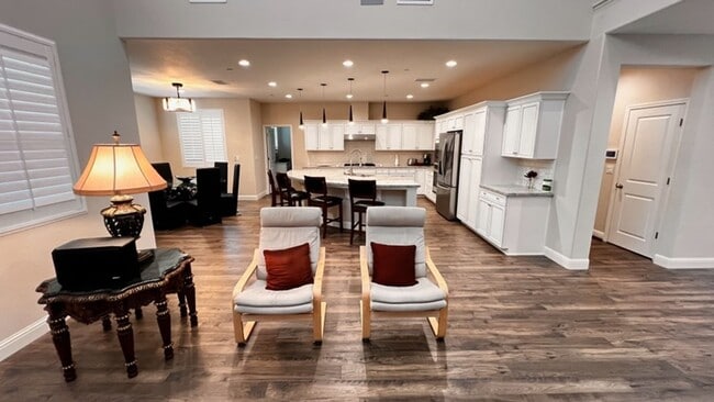 Building Photo - Beautiful Home for rent in Shannon Ranch i...