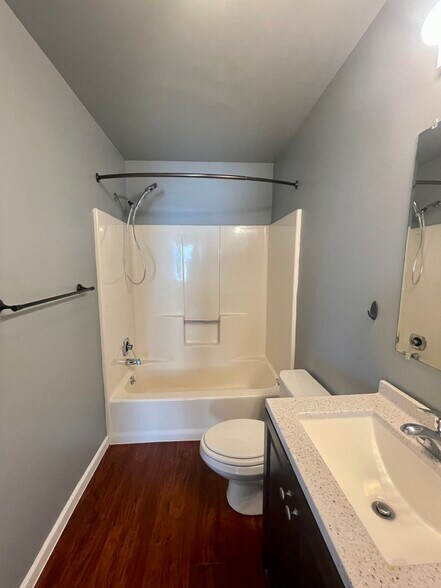 Building Photo - 23 Briarwood Way