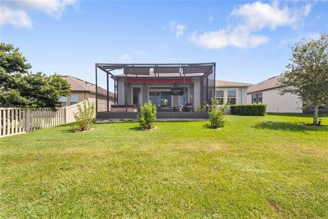 Building Photo - 13413 Palmera Vista Dr