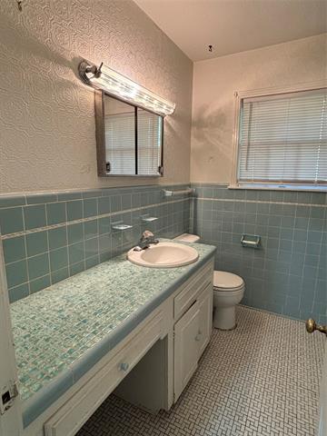 Building Photo - 4826 Black Oak Ln