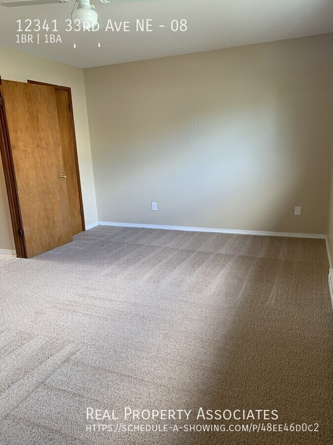 Building Photo - 12341 33rd Ave NE