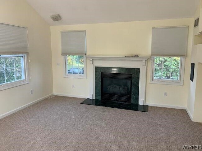 Building Photo - 1701 Forest Edge Dr