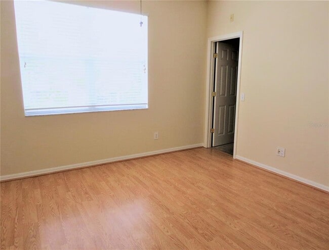 Building Photo - 4006 Crabtree Ave