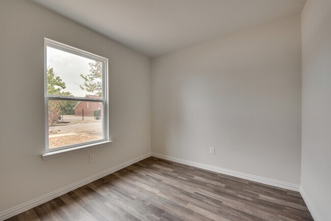 Building Photo - 3239 Martin Luther King Dr