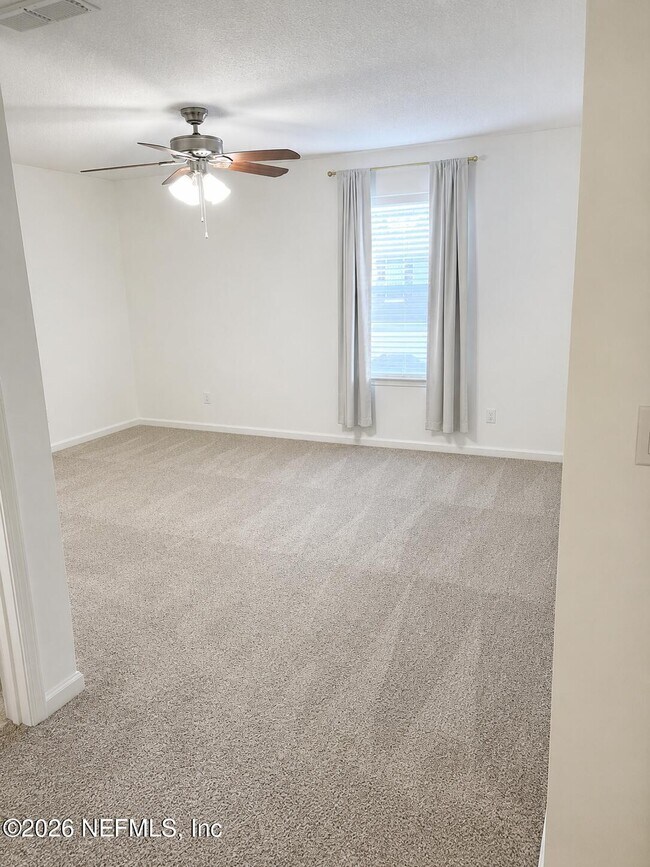 Building Photo - 1500 Calming Water Dr
