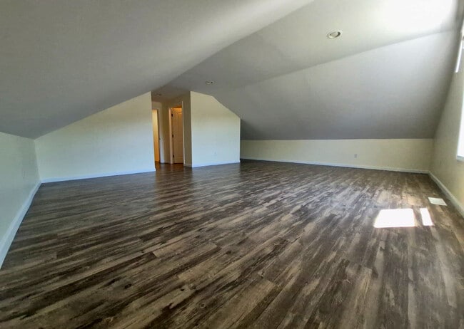 Building Photo - 4613 Bear Path Rd