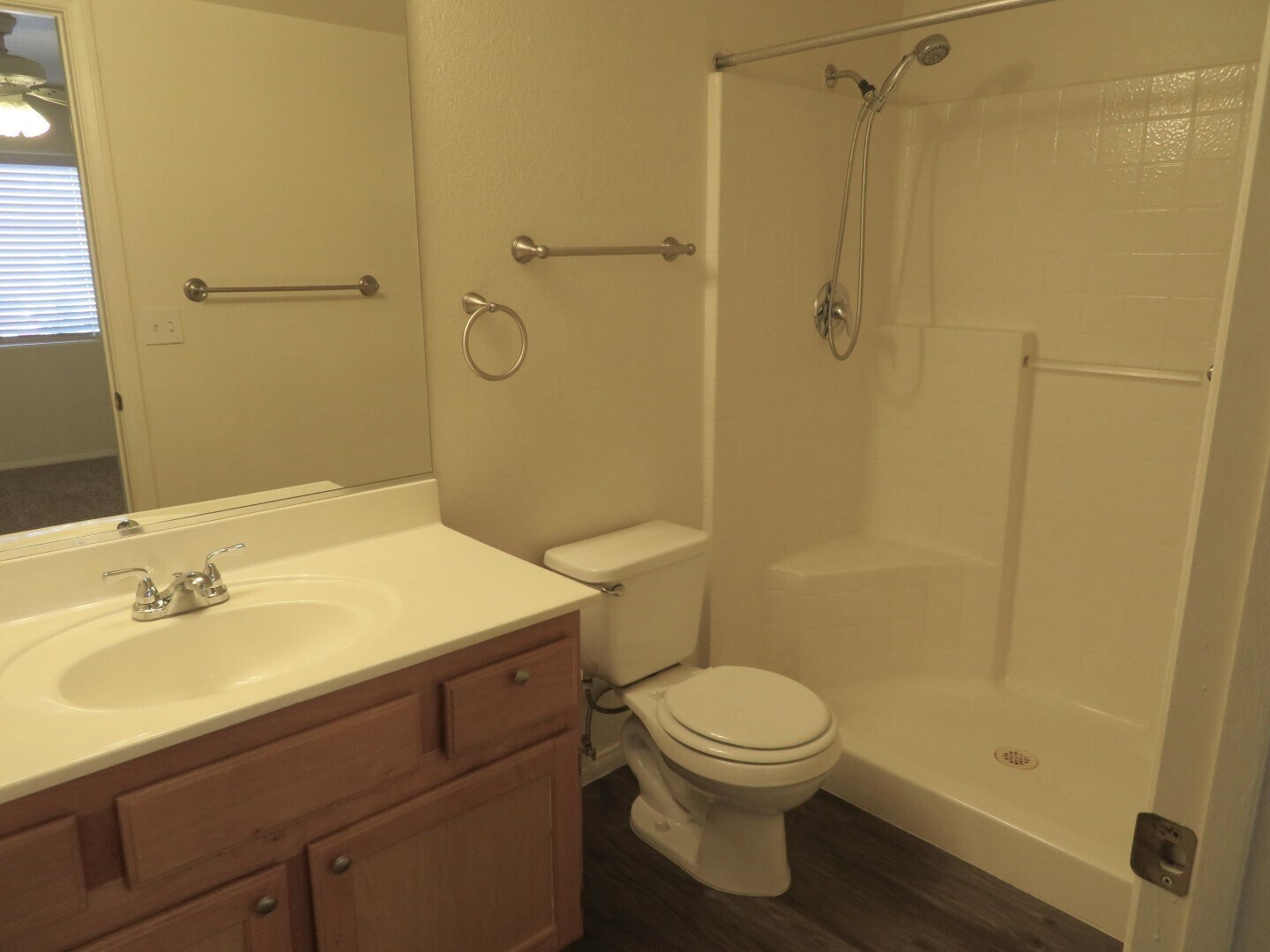 Master Bathroom - 378 Colleen Ct