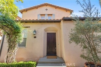 Building Photo - 94 Chantilly