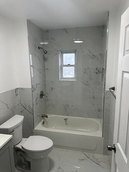 Building Photo - 8412 130th St