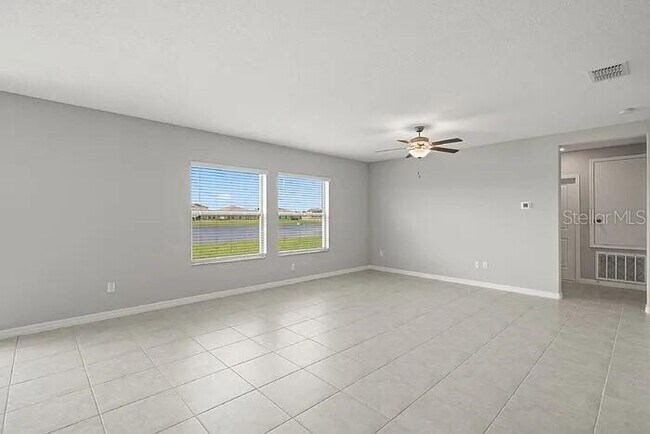 Building Photo - 16649 Carlton Pond St