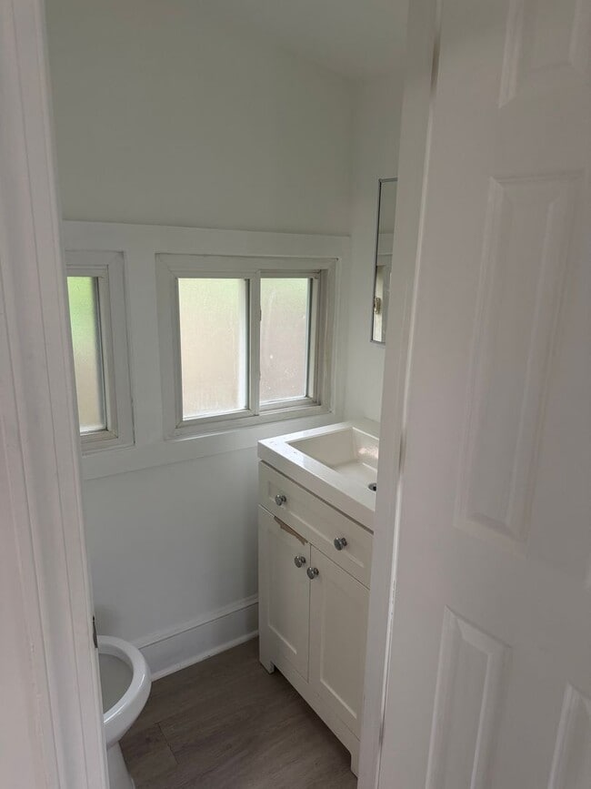 Building Photo - Newly Renovated Move-In Ready 4 Bed, 1.5 Bath Home in Millville