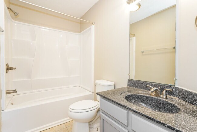 Building Photo - 914 Celeste Ct