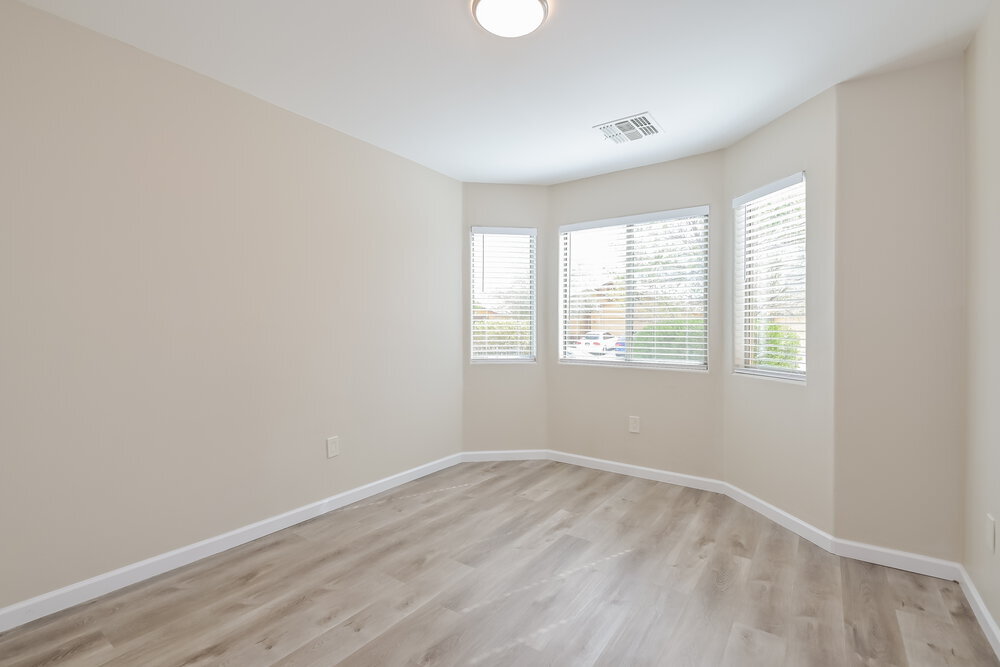 Building Photo - 2399 E Calle Arroyo Lindo