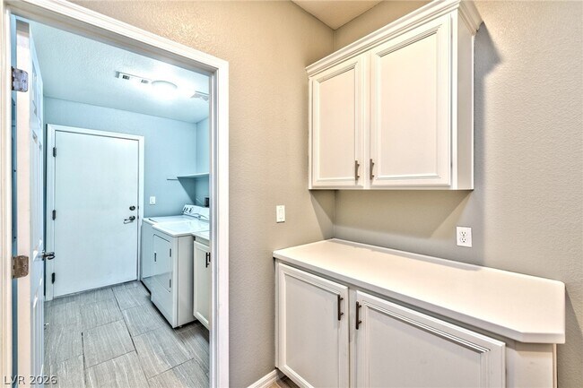 Building Photo - 11478 Ogden Mills Dr